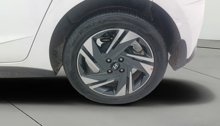2022 Hyundai NEW I20 ASTA (O) 1.2 MT, Petrol, Manual, 34,455 km, Left Rear Wheel