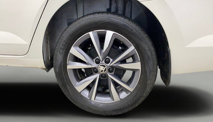 2022 Skoda SLAVIA STYLE 1.0L TSI MT, Petrol, Manual, 58,076 km, Left Rear Wheel