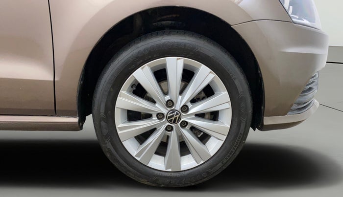 2019 Volkswagen Ameo TRENDLINE 1.0L, Petrol, Manual, 42,470 km, Right Front Wheel