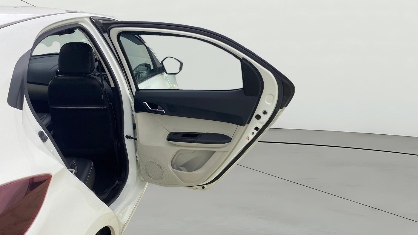 2024 Tata Tiago XZA PLUS PETROL, Petrol, Automatic, 14,540 km, RHS Rear Door