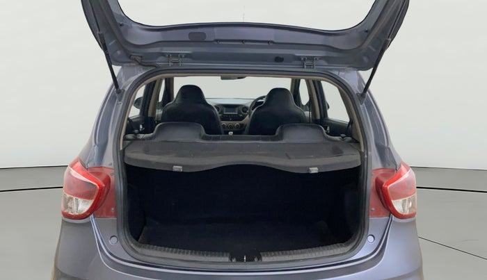 2017 Hyundai Grand i10 SPORTZ 1.2 KAPPA VTVT, Petrol, Manual, 33,966 km, Boot Open Zoomed View