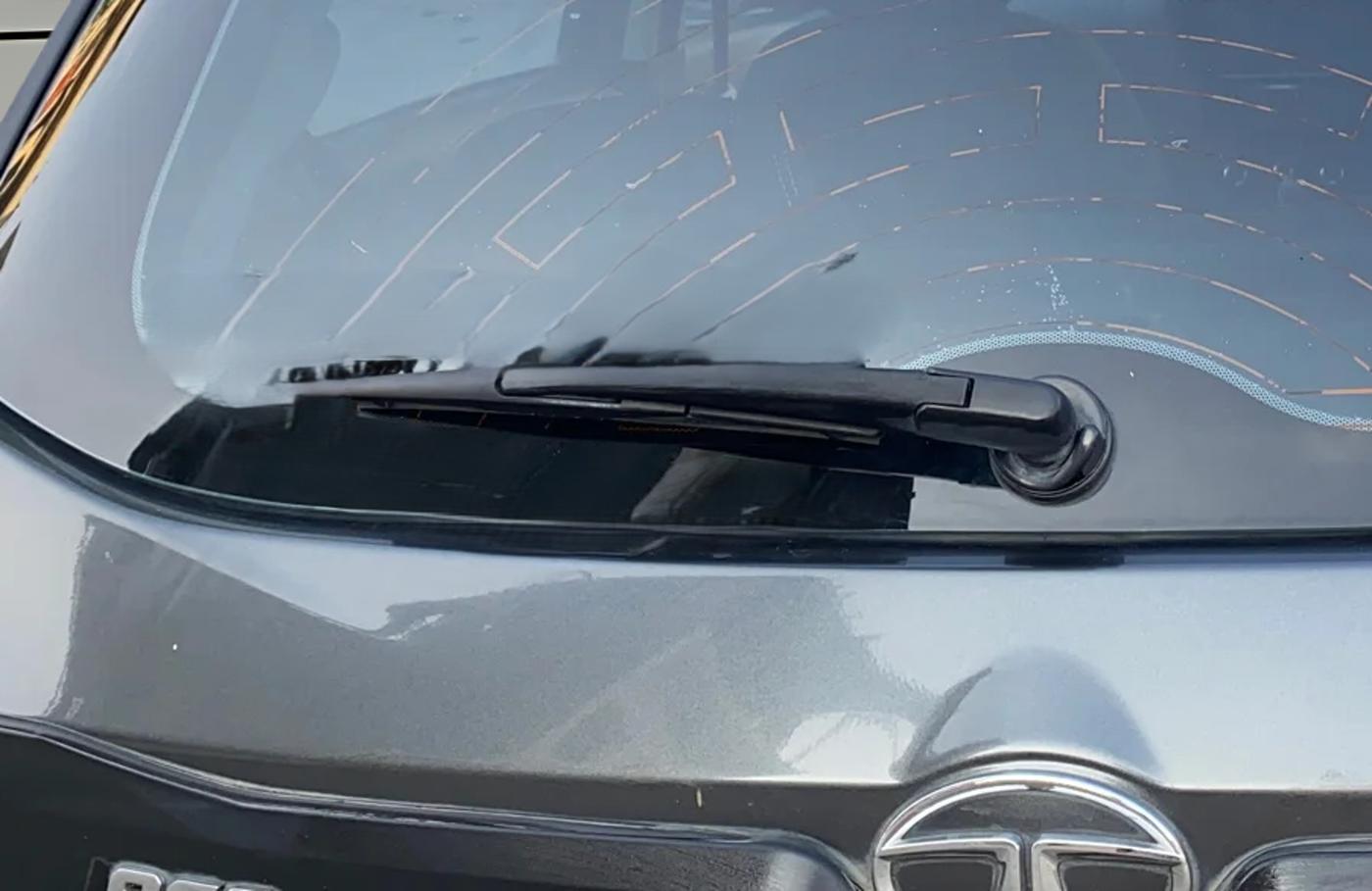 2022 Tata TIAGO NRG XZ AMT, Petrol, Automatic, 27,554 km, Rear Wiper