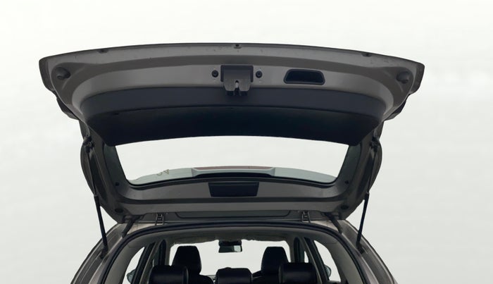 2022 MG ASTOR SAVVY 1.5 CVT, Petrol, Automatic, 90,017 km, Boot Door Open