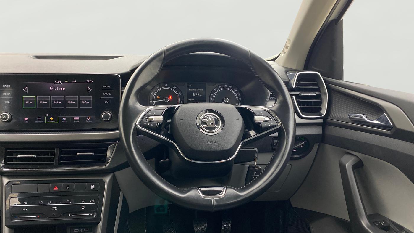 2023 Skoda KUSHAQ AMBITION 1.0L TSI MT, Petrol, Manual, 44,672 km, Steering Wheel Close Up