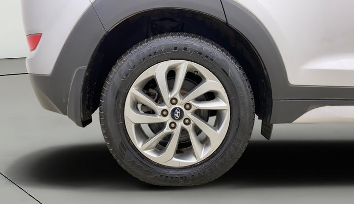 2017 Hyundai Tucson 2WD MT PETROL, Petrol, Manual, 72,220 km, Right Rear Wheel