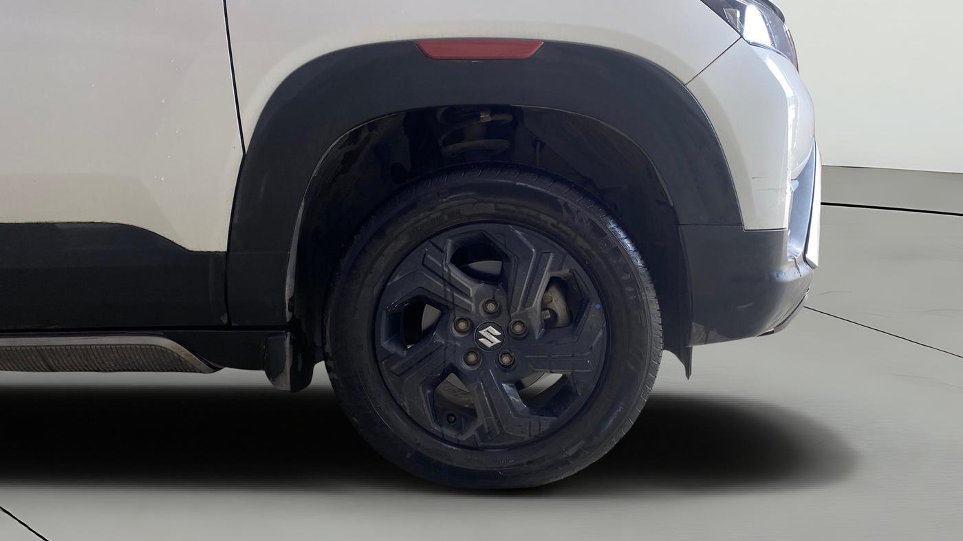 2023 Maruti BREZZA ZXI AT SMART HYBRID, Petrol, Automatic, 23,891 km, Right Front Wheel