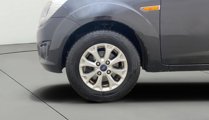 2012 Ford Figo TITANIUM 1.4 DIESEL, Diesel, Manual, 96,737 km, Left Front Wheel