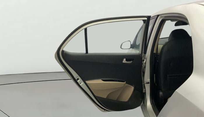 2015 Hyundai Xcent S 1.2, Petrol, Manual, 1,00,905 km, LHS Rear Door