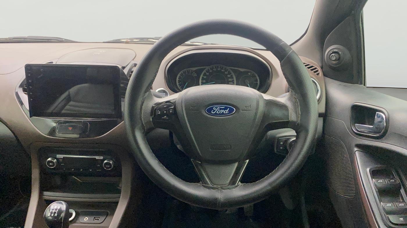 2020 Ford FREESTYLE TITANIUM 1.2 PETROL, Petrol, Manual, 58,368 km, Steering Wheel Close Up