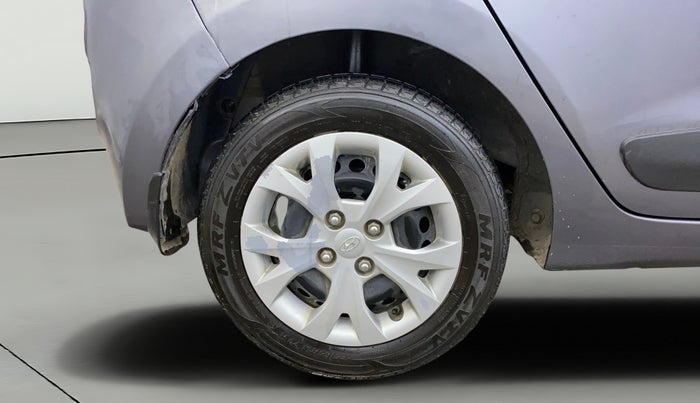 2016 Hyundai Grand i10 SPORTZ 1.2 KAPPA VTVT, Petrol, Manual, 36,091 km, Right Rear Wheel