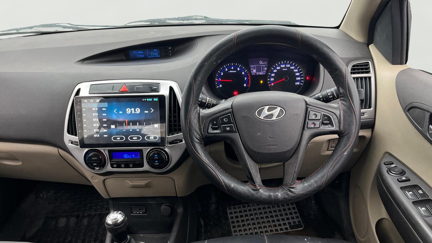 2014 Hyundai i20 ASTA 1.2, Petrol, Manual, 61,766 km, Steering Wheel Close Up