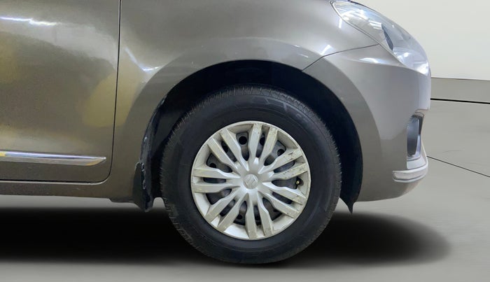 2018 Maruti Dzire VXI AMT, Petrol, Automatic, 96,296 km, Right Front Wheel
