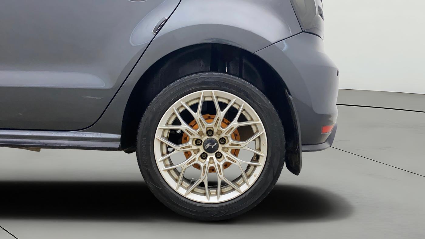 2021 Volkswagen Polo TRENDLINE 1.0L, Petrol, Manual, 90,265 km, Left Rear Wheel