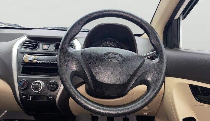 2013 Hyundai Eon ERA +, Petrol, Manual, 21,354 km, Steering Wheel Close Up