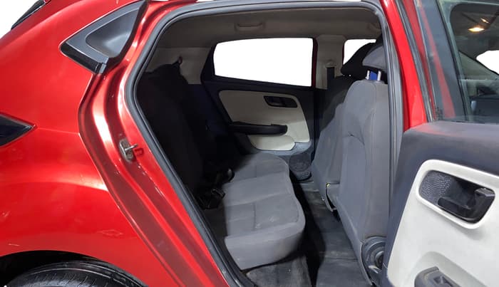 2023 Tata ALTROZ XM PLUS PETROL, Petrol, Manual, 83,213 km, Right Side Rear Door Cabin