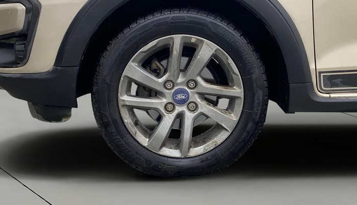 2018 Ford FREESTYLE TITANIUM PLUS 1.5 DIESEL, Diesel, Manual, 80,926 km, Left Front Wheel