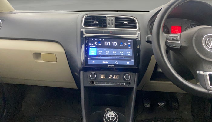 2014 Volkswagen Polo HIGHLINE1.2L, Petrol, Manual, 90,357 km, Air Conditioner