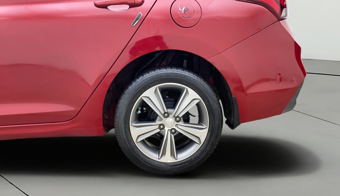 2018 Hyundai Verna 1.6 VTVT SX, Petrol, Manual, 31,578 km, Left Rear Wheel