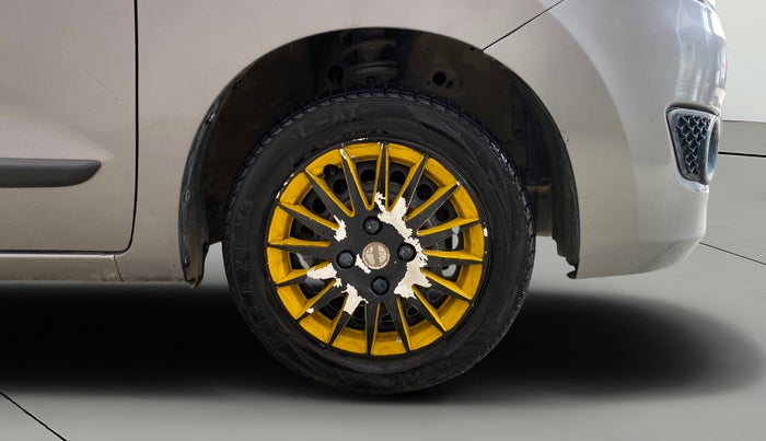 2017 Maruti Wagon R 1.0 VXI, Petrol, Manual, 92,721 km, Right Front Wheel