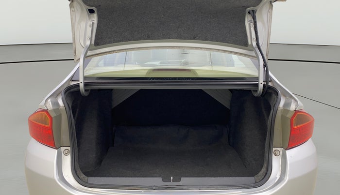 2017 Honda City 1.5L I-VTE V CVT, Petrol, Automatic, 31,836 km, Boot Open Zoomed View