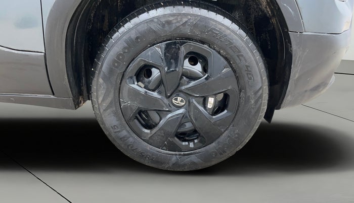 2023 Tata PUNCH ADVENTURE MT, Petrol, Manual, 25,670 km, Right Front Wheel