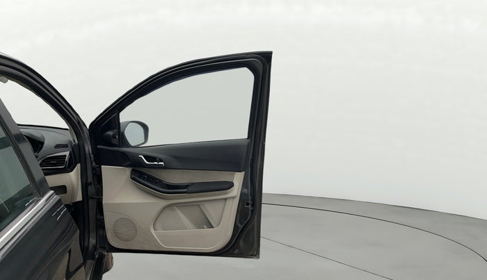 2023 Tata TIGOR XZ PLUS CNG, CNG, Manual, 72,123 km, RHS Front Door