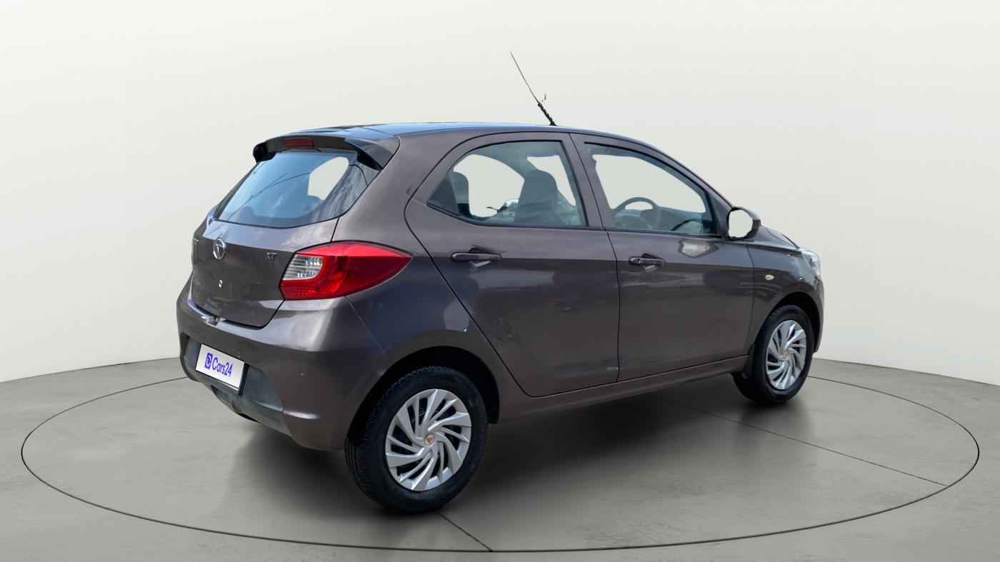 2017 Tata Tiago XT PETROL, Petrol, Manual, 99,653 km, Right Back Diagonal