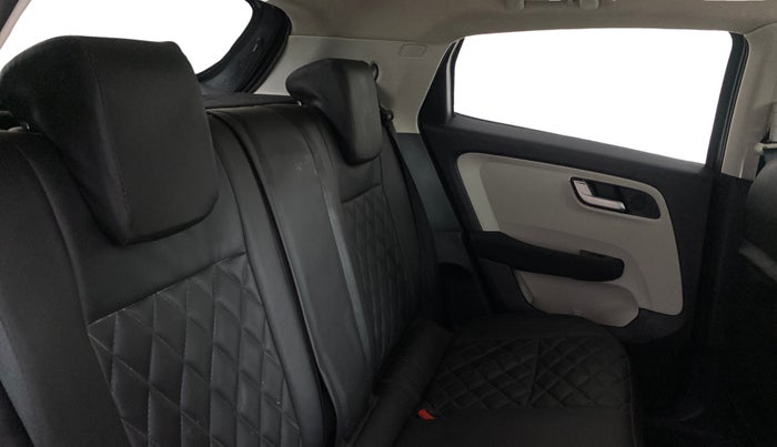 2023 Tata ALTROZ XZ CNG, CNG, Manual, 52,836 km, Right Side Rear Door Cabin