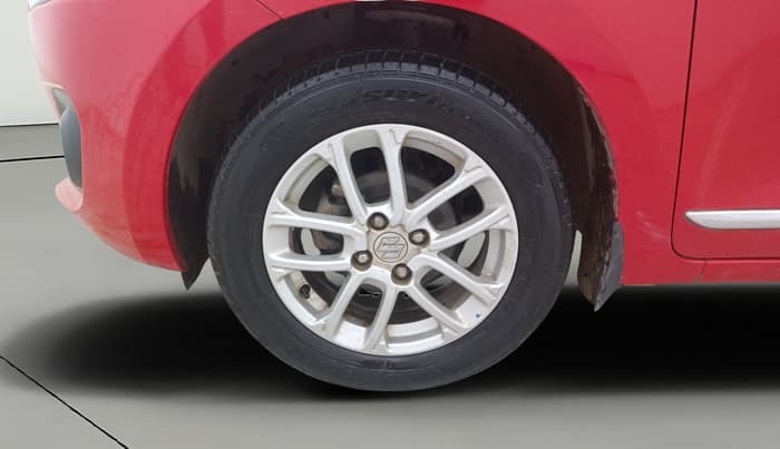 2018 Maruti Swift ZXI AMT, Petrol, Automatic, 91,672 km, Left Front Wheel