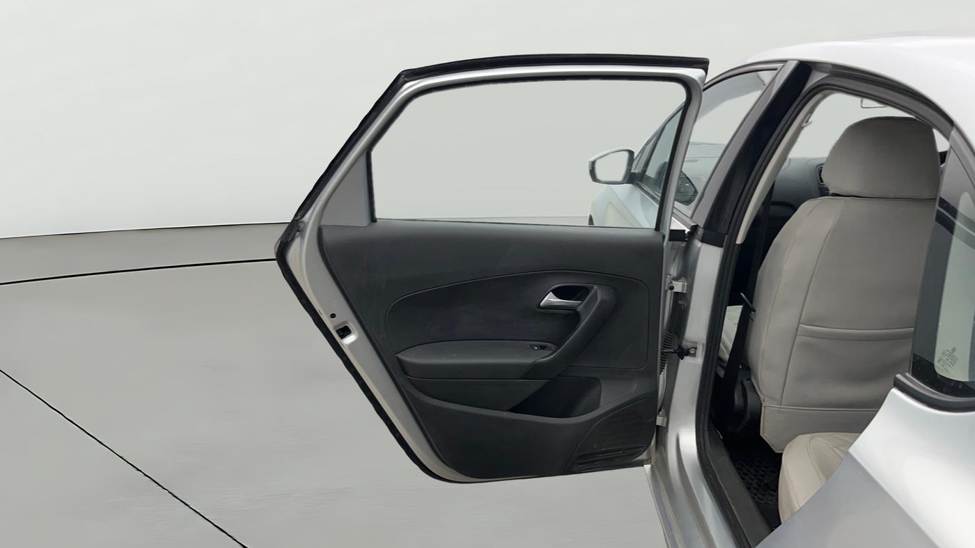 2015 Volkswagen Vento COMFORTLINE 1.6, Petrol, Manual, 400 km, LHS Rear Door