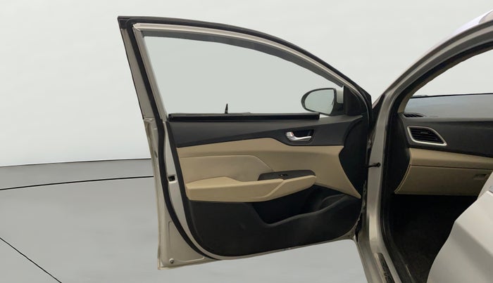 2017 Hyundai Verna 1.6 VTVT SX, Petrol, Manual, 51,658 km, LHS Front Door