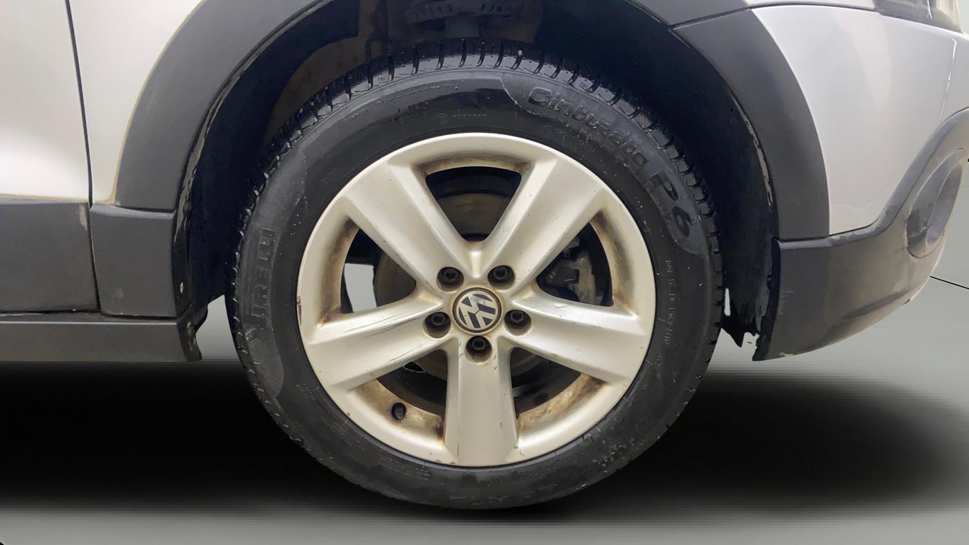 2013 Volkswagen Cross Polo HIGHLINE TDI, Diesel, Manual, 45,994 km, Right Front Wheel