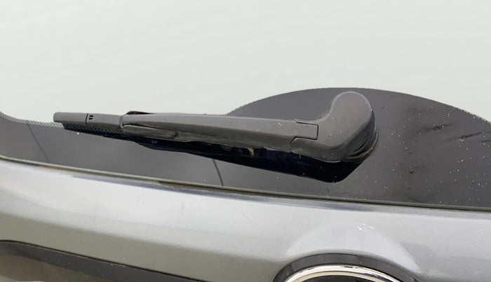 2018 Tata NEXON XZA PLUS DIESEL, Diesel, Automatic, 61,389 km, Rear Wiper