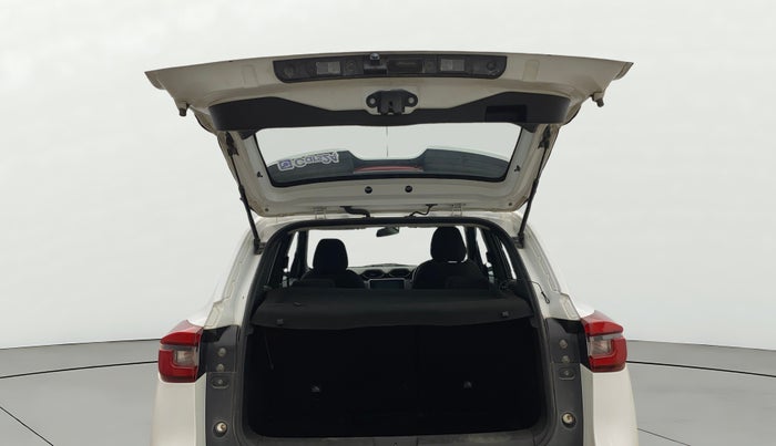 2021 Nissan MAGNITE XV TURBO CVT, Petrol, Automatic, 75,065 km, Boot Door Open