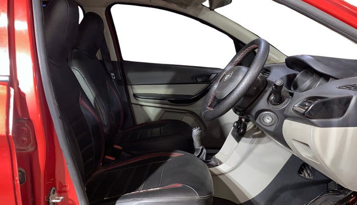 2018 Tata Tiago XT PETROL, Petrol, Manual, 1,06,040 km, Right Side Front Door Cabin