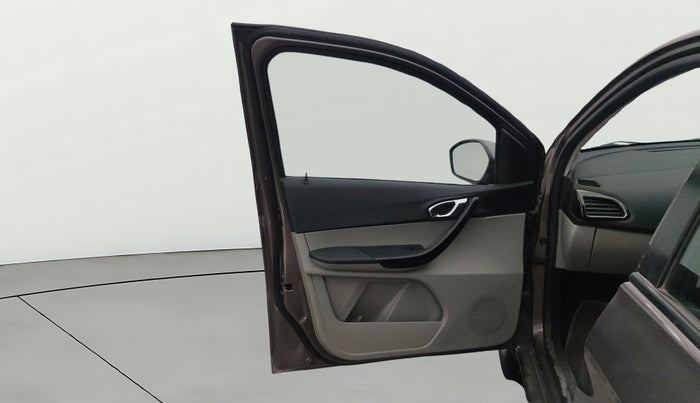 2018 Tata Tiago XZ PETROL, Petrol, Manual, 46,606 km, LHS Front Door