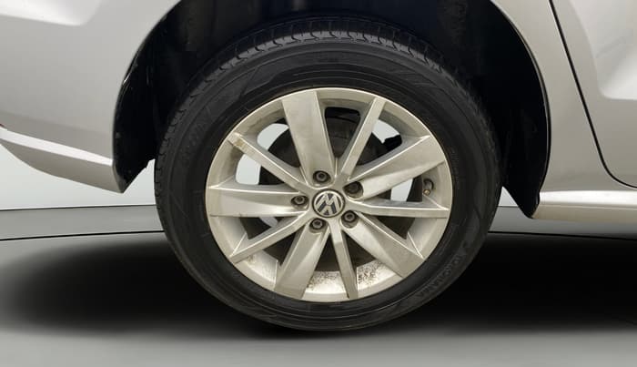 2016 Volkswagen Ameo HIGHLINE1.2L, Petrol, Manual, 40,059 km, Right Rear Wheel