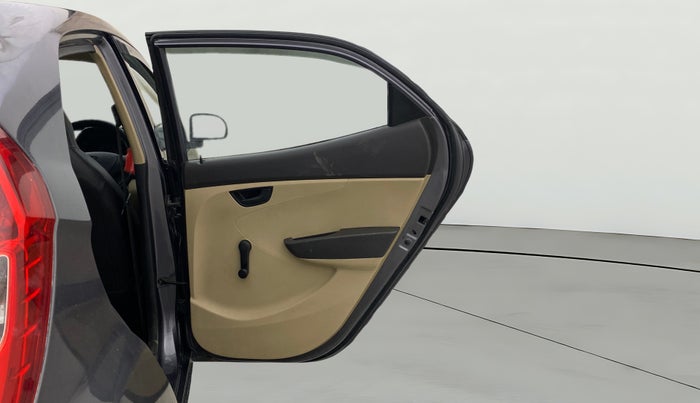 2016 Hyundai Eon ERA +, Petrol, Manual, 1,08,042 km, RHS Rear Door