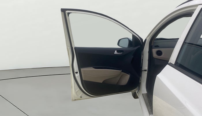 2015 Hyundai Grand i10 SPORTZ 1.2 KAPPA VTVT, Petrol, Manual, 94,261 km, LHS Front Door