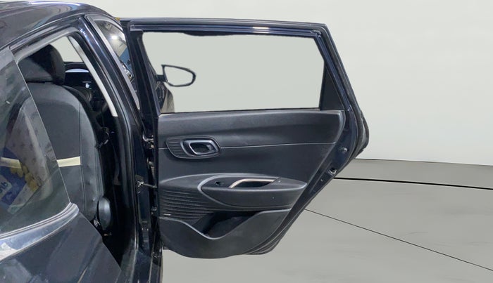 2023 Hyundai NEW I20 ASTA (O) 1.2 AT, Petrol, Automatic, 35,729 km, RHS Rear Door