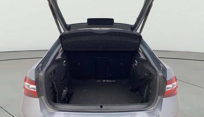 2016 Skoda Superb L&K 1.8 TSI AT, Petrol, Automatic, 51,905 km, Boot Open Zoomed View