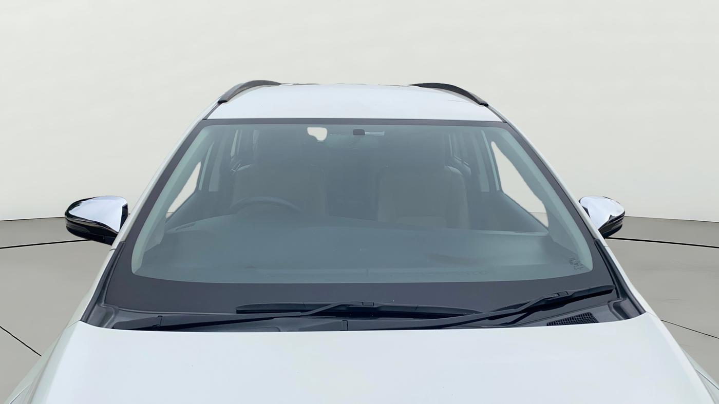 2022 Toyota Innova Crysta 2.7 ZX AT 7 STR, Petrol, Automatic, 35,119 km, Front Windshield