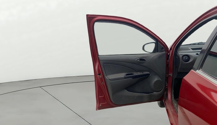 2013 Toyota Etios Liva G, Petrol, Manual, 76,410 km, LHS Front Door