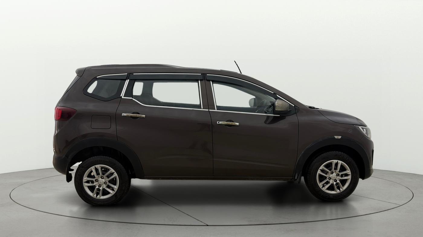 2024 Renault TRIBER RXL MT, Petrol, Manual, 17,098 km, Right Side View