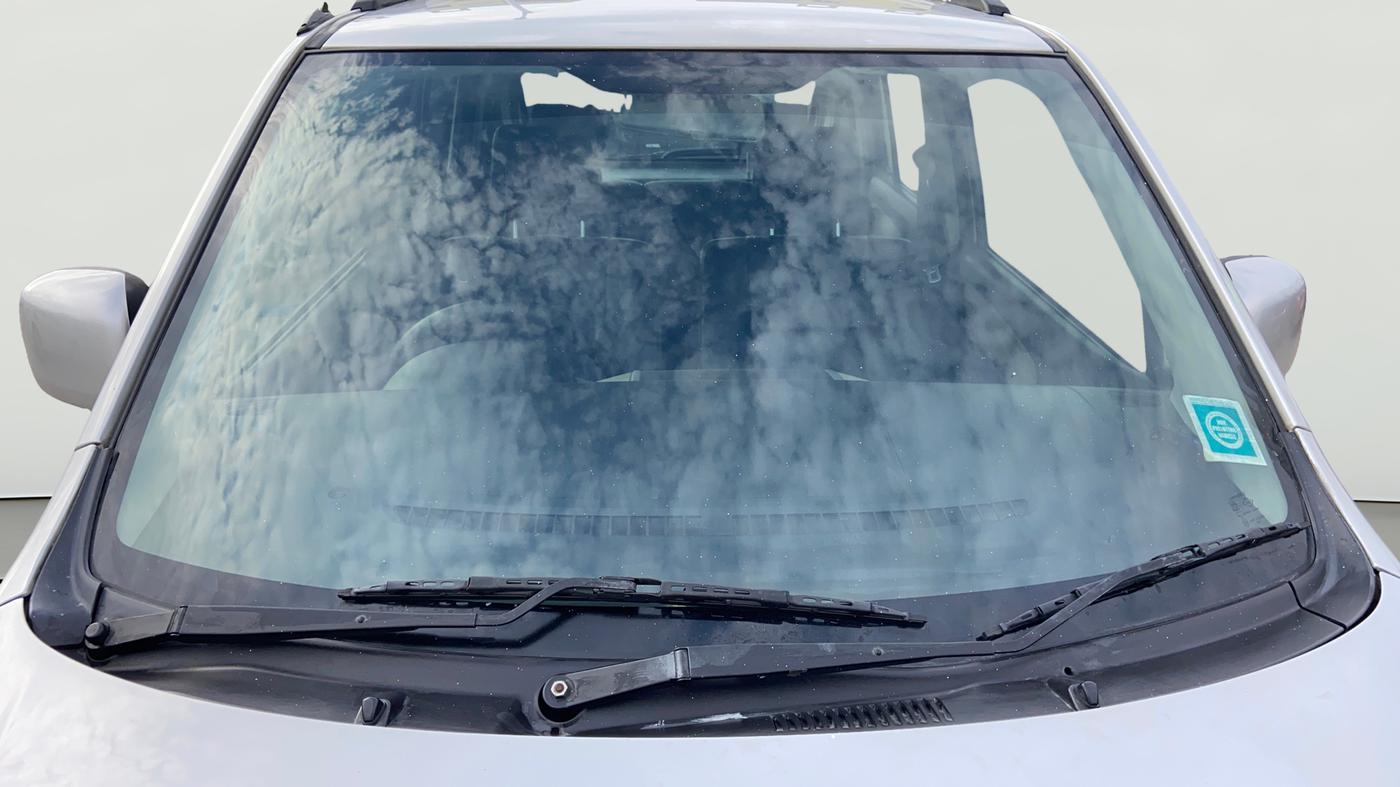 2015 Maruti Wagon R 1.0 VXI, Petrol, Manual, 75,813 km, Front Windshield