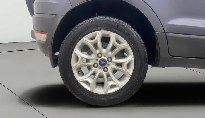 2013 Ford Ecosport TITANIUM 1.5L DIESEL, Diesel, Manual, 1,25,145 km, Right Rear Wheel