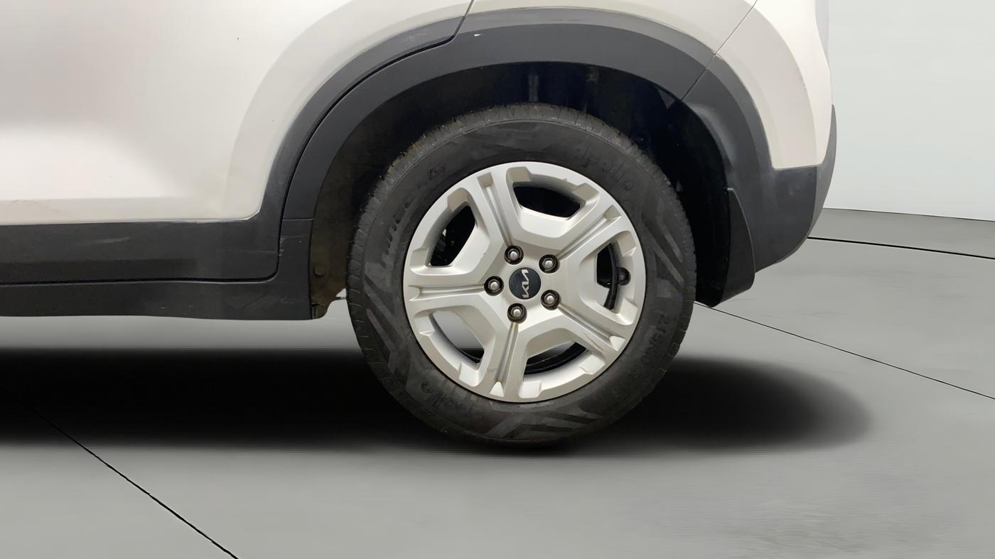 2023 KIA SONET HTK 1.5 DIESEL IMT, Diesel, Manual, 51,225 km, Left Rear Wheel