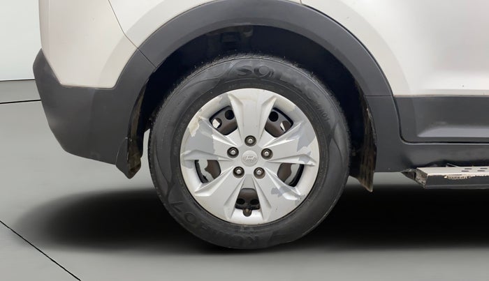 2018 Hyundai Creta E PLUS 1.6 PETROL, CNG, Manual, 47,131 km, Right Rear Wheel