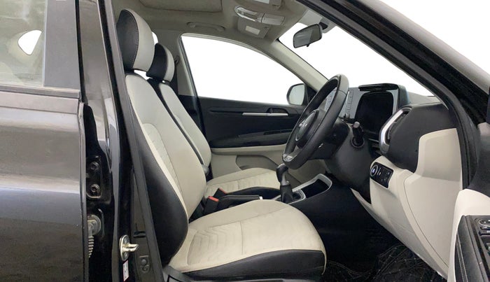 2023 KIA SONET HTX 1.0 IMT, Petrol, Manual, 7,511 km, Right Side Front Door Cabin