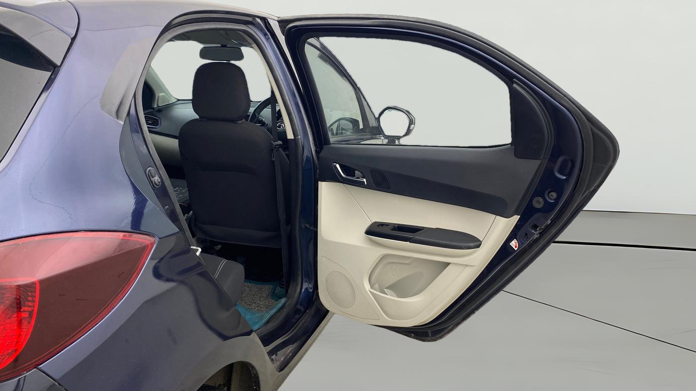 2022 Tata Tiago XZA PLUS PETROL, Petrol, Automatic, 37,767 km, RHS Rear Door